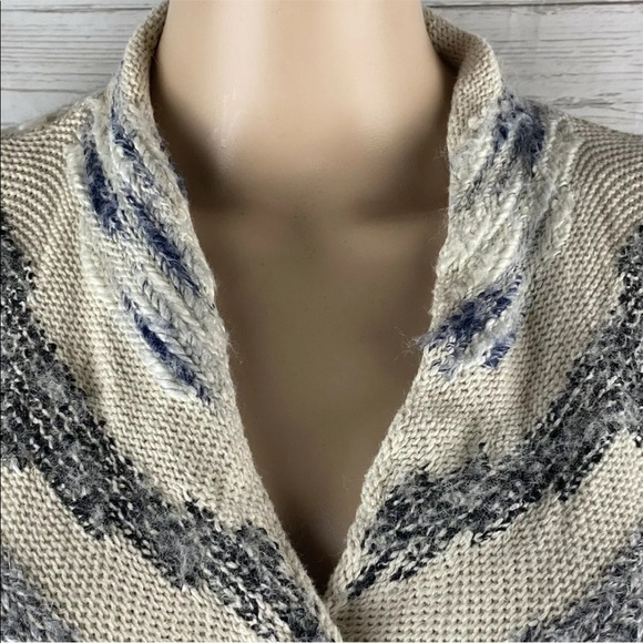 Lucky Brand Cardigan Sweater - XS ❤️ - Picture 2 of 12